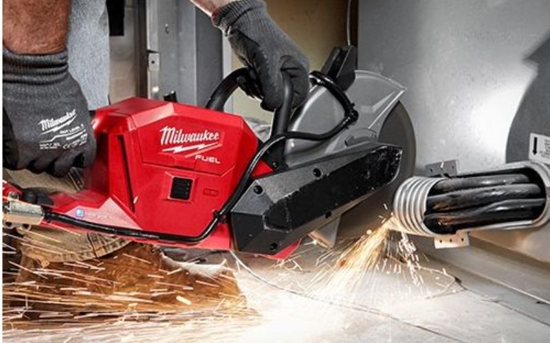 Máy cắt bê tông Milwaukee M18 FCOS230-0G0