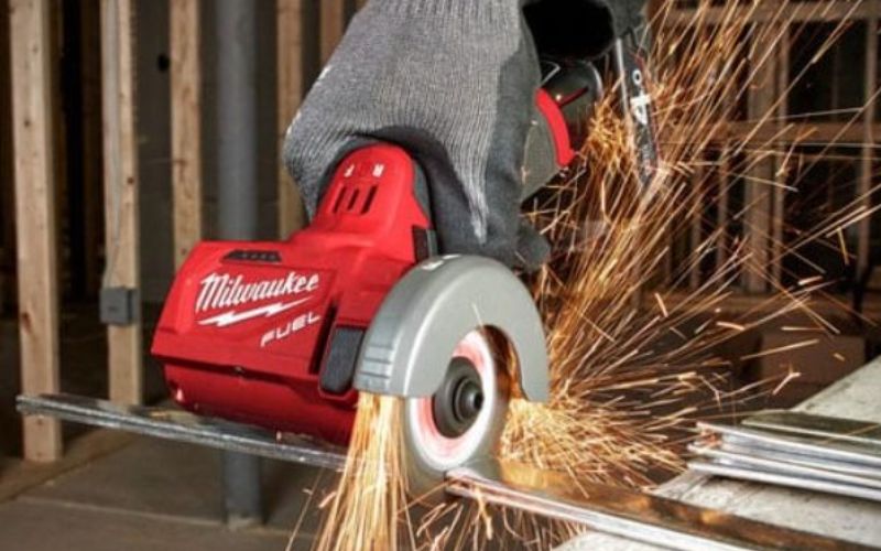 Máy cắt cầm tay Milwaukee M12 FCOT-0X