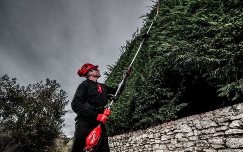 Máy cắt cỏ Milwaukee M18 FOPH-0