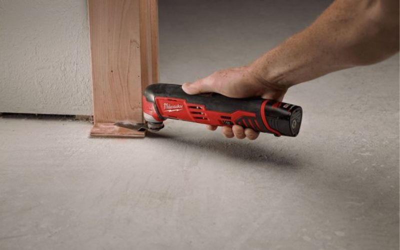 Máy cắt đa năng Milwaukee C12 MT-0B