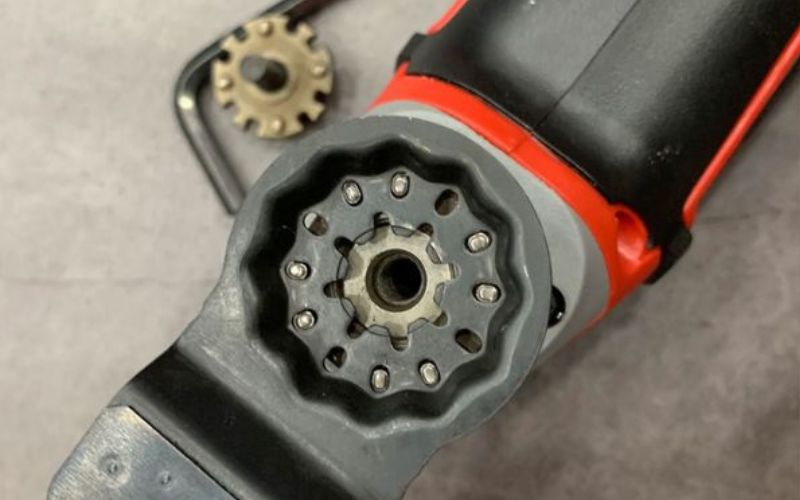 Máy cắt đa năng Milwaukee C12 MT-0B