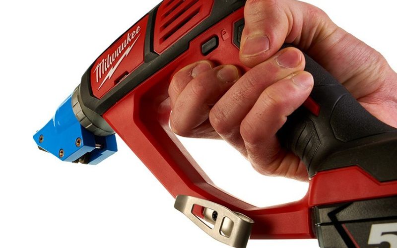 Máy cắt kim loại Milwaukee M18 BMS20-0