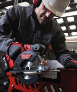 Máy cắt kim loại Milwaukee M18 FMCS-0X