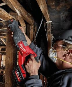Máy cưa kiếm Milwaukee M18 FSX-0C