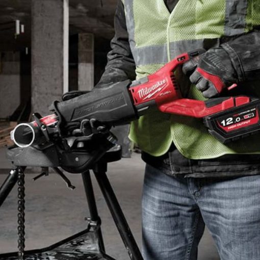 Máy cưa kiếm Milwaukee M18 FSX-0C