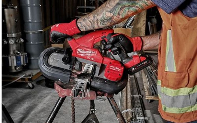 Máy cưa vòng Milwaukee M18 FBS85-0C0