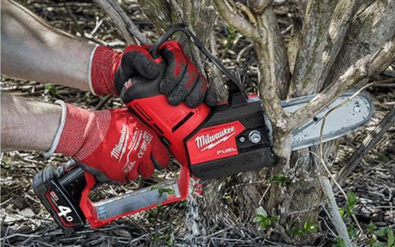 Máy cưa xích 12V Milwaukee M12 FHS-0X