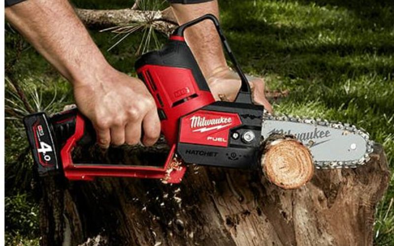 Máy cưa xích 12V Milwaukee M12 FHS-0X