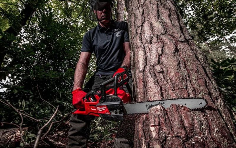 Máy cưa xích Milwaukee M18 FCHS-0G0