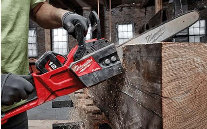 Máy cưa xích Milwaukee M18 FCHS-0G0