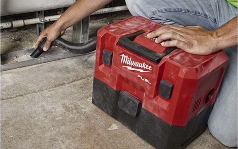 Máy hút bụi khô ướt Milwaukee M12 FVCL-0