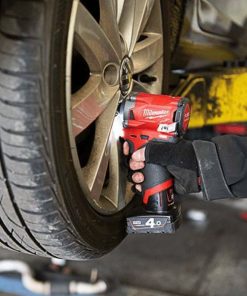 Máy siết bu lông Milwaukee M12 FIWF12-0C