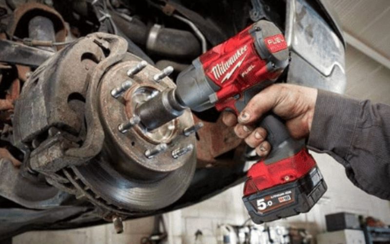Máy siết bu lông Milwaukee M18 FHIWF12-0X