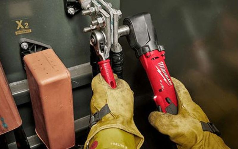 Máy siết bu lông góc 12V Milwaukee M12 FRAIWF12-0B