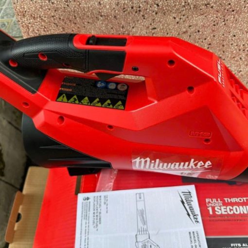 Máy thổi lá Milwaukee M18 FBLG3