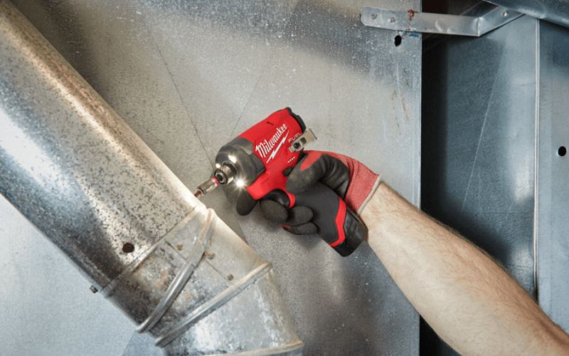 Máy vặn vít Milwaukee M12 FID2-0X