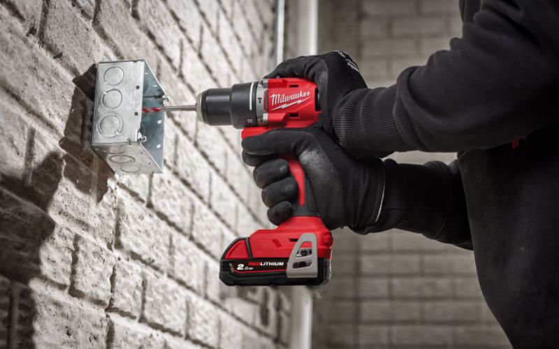 Máy khoan pin Milwaukee M18 BLPDRC