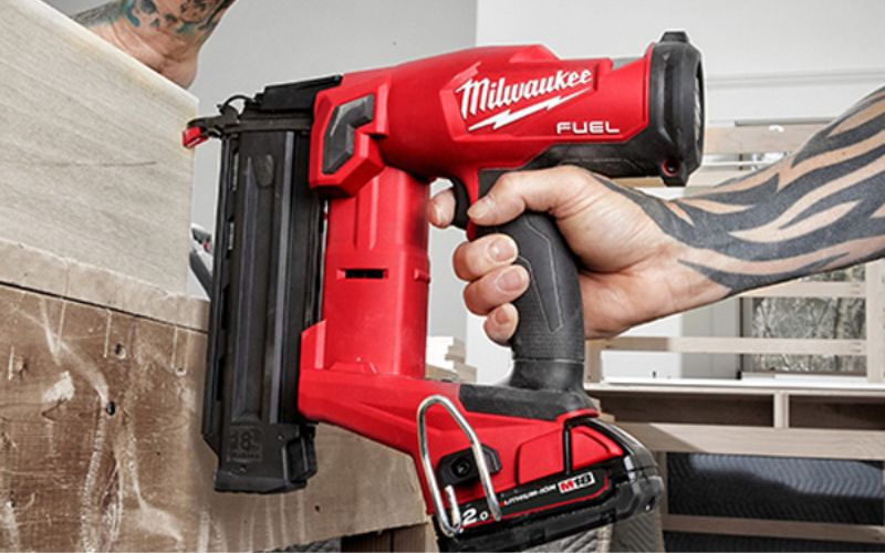 Máy bắn đinh Milwaukee M18 FN18GS-0X0