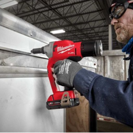 Máy bắn đinh rút Milwaukee M18 FRT-0X0