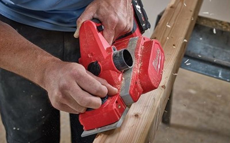 Máy bào Milwaukee M18 BP-0