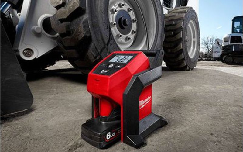 Máy bơm hơi Milwaukee M12 BI-0