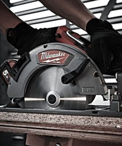 Máy cưa đĩa Milwaukee M18 CCS66-0