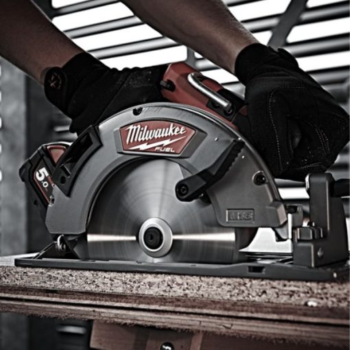 Máy cưa đĩa Milwaukee M18 CCS66-0