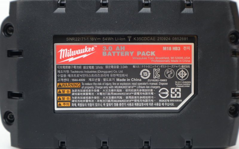Pin Milwaukee 18V 3.0Ah M18 HB3
